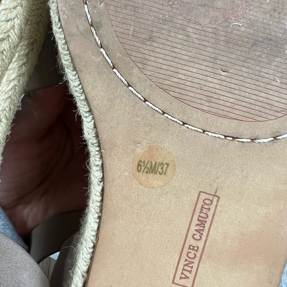 Vince Camuto Mauve Platform Sandals - Picture 6 of 11